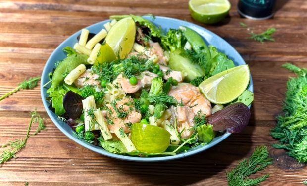 Salade de Pâtes au Saumon et verdure