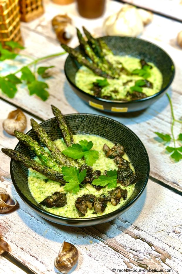 asperges vertes grillées et escargots