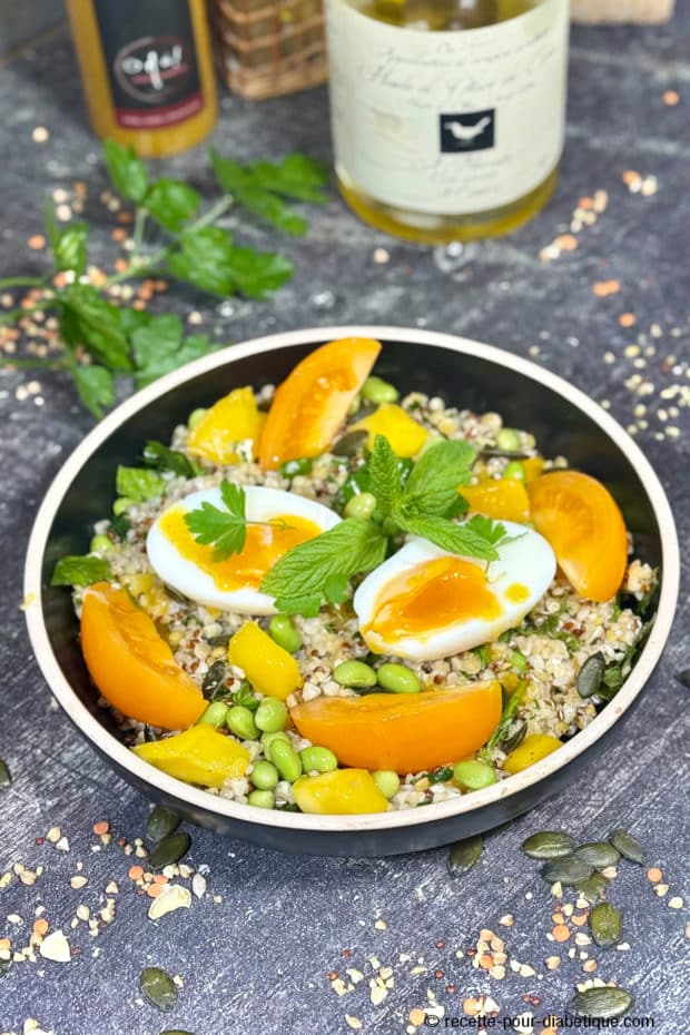 Bowl IG bas sarrasin quinoa lentilles & œuf coulant