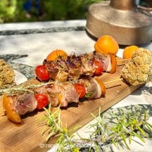 Brochettes de Magret de Canard aux Abricots et Immortelle