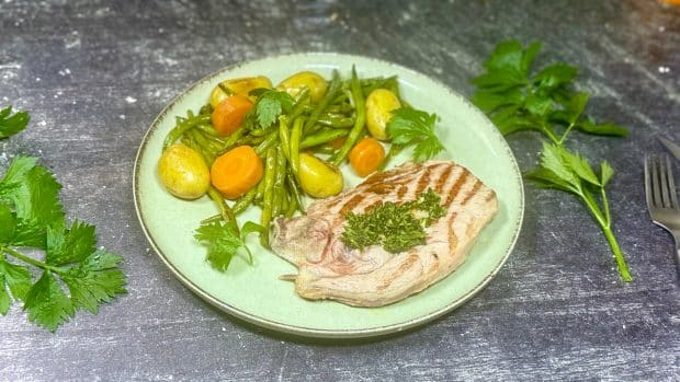 Gigot d’agneau aux légumes et pommes de terre