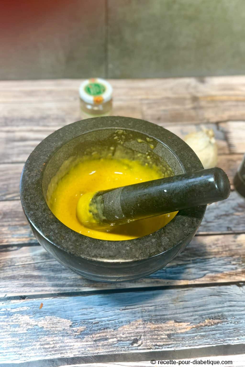 Rouille Provençale : La Sauce Méditerranéenne Incontournable