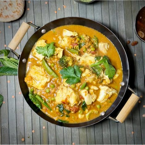 Un curry doux,au poisson, épinards, pois gourmands et petits pois