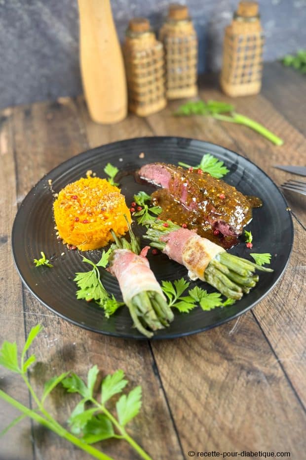Magret de canard à la moutarde à l'ancienne et miel d'acacia