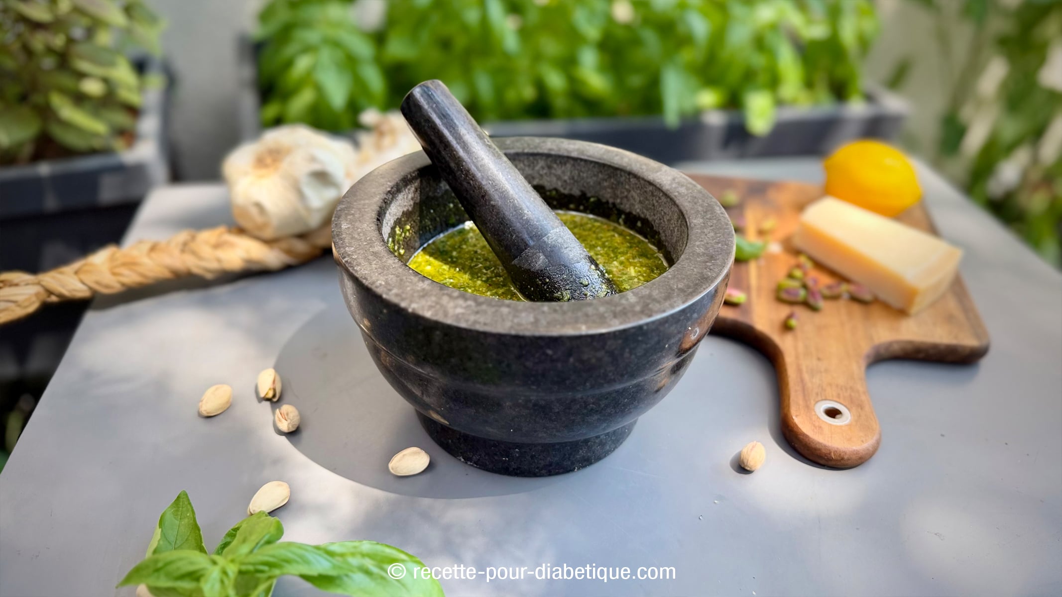 Pesto à la pistache maison : la recette sicilienne riche en saveurs