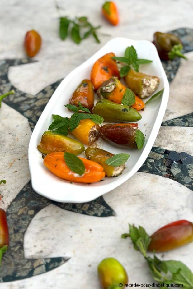 Minis-poivrons farcis fromage frais