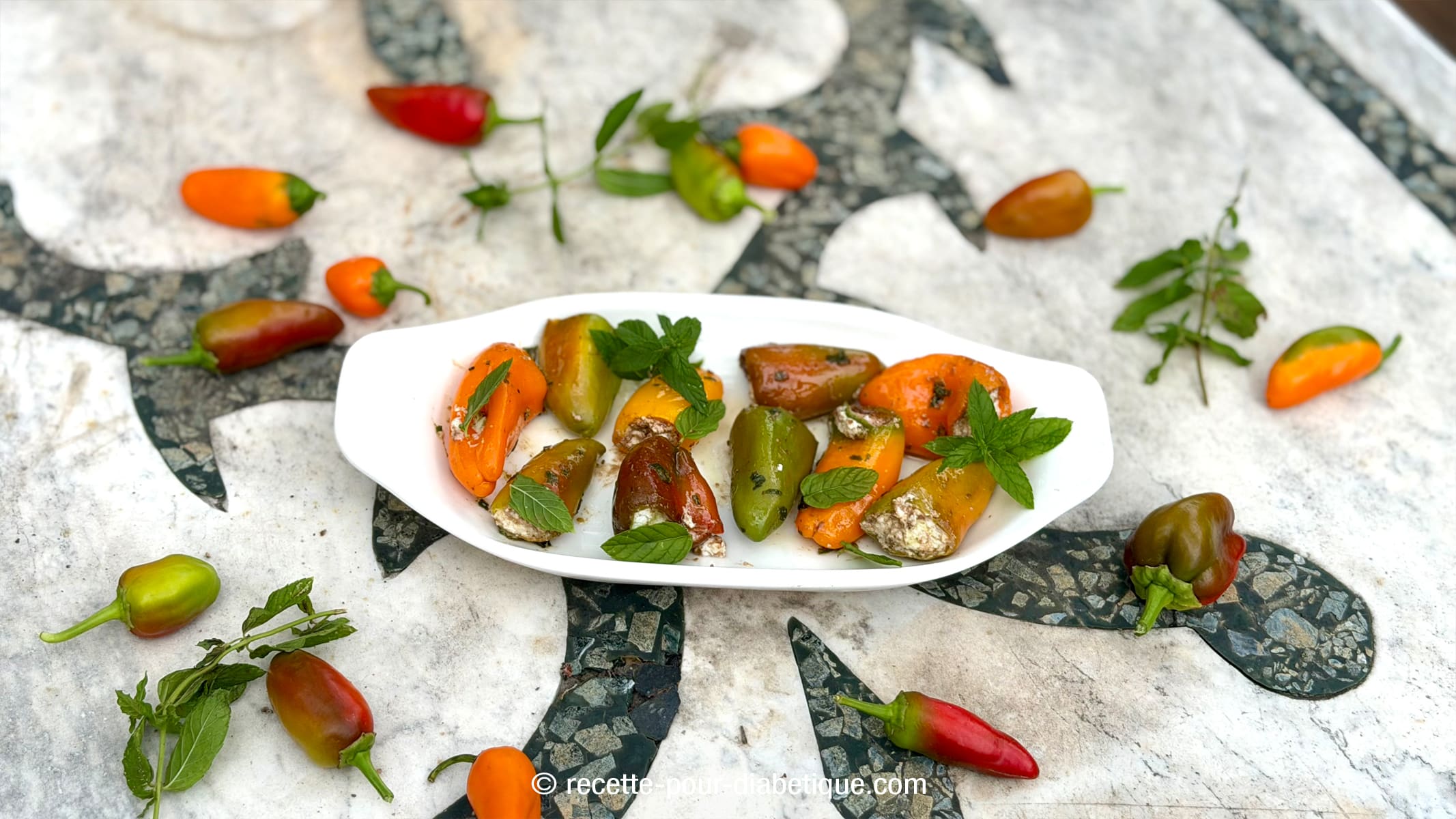 Mini-poivrons corses farcis au fromage frais et pesto de menthe