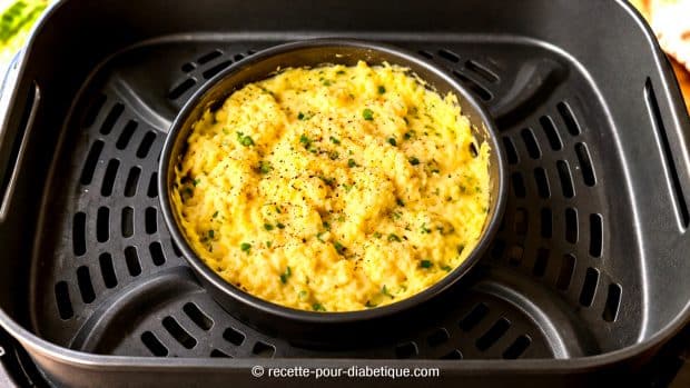 Oeufs brouillés au air fryer ou au micro-ondes