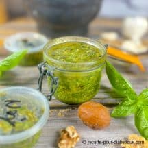 Pesto maison de basilic aux noix