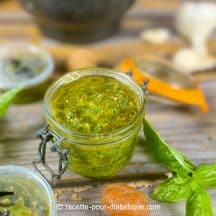 Pesto aux noix maison